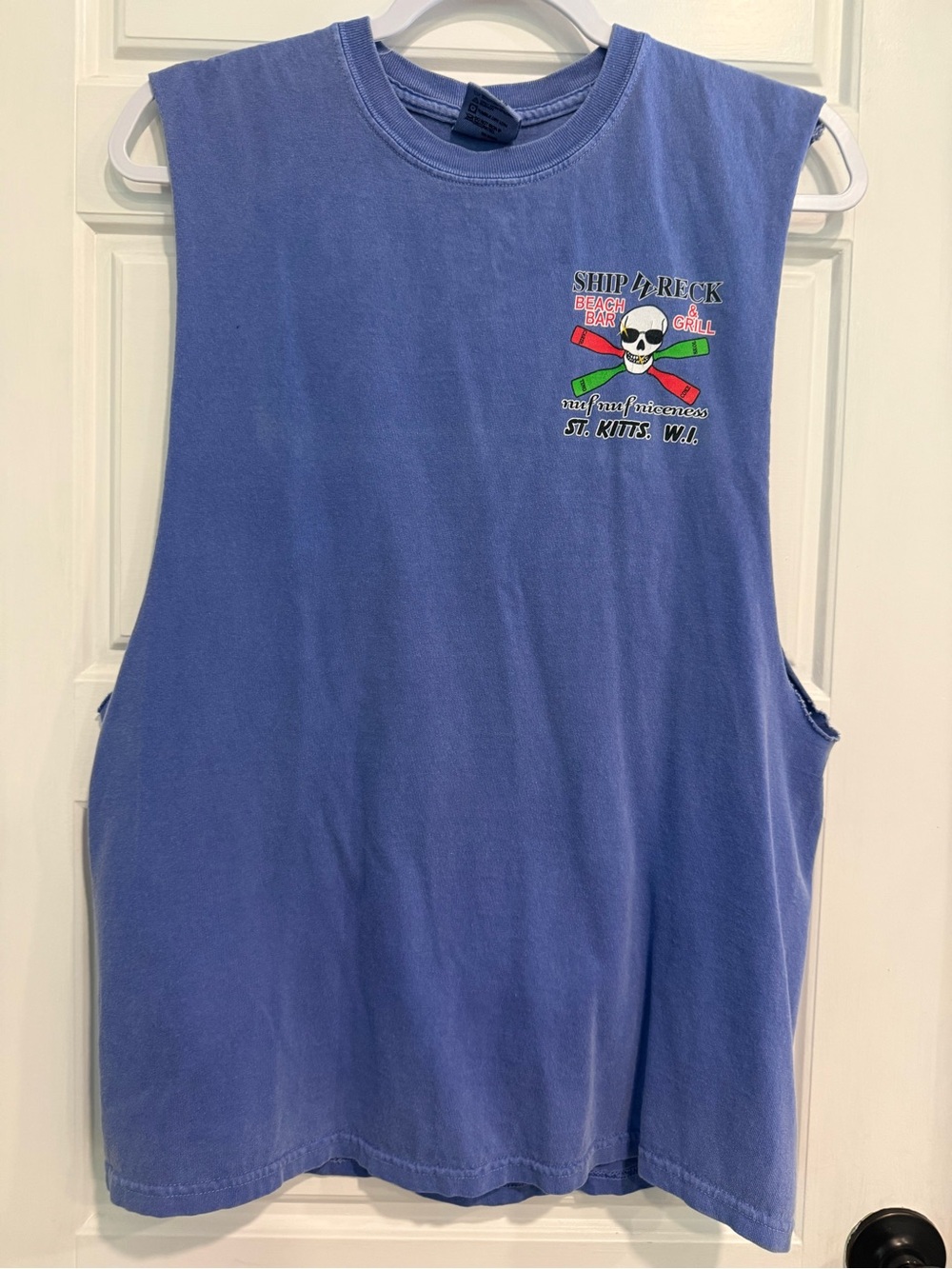 Comfort Colors Ship Wreck Beach Bar & Grill St. Kitts Sleeveless Graphic Tank M